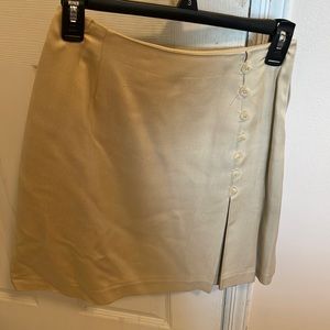 Morgan Taylor Studio tan skirt